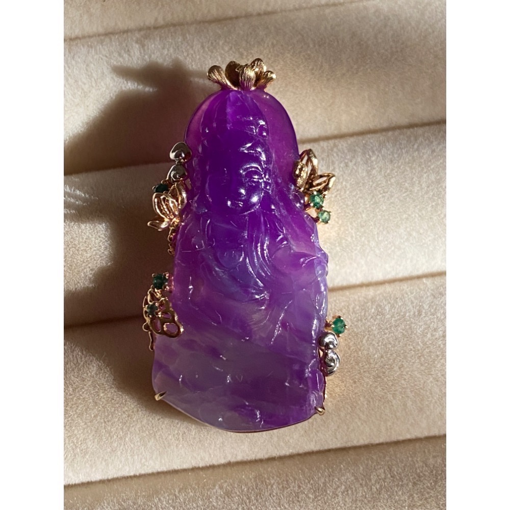 舒俱萊 起光玻璃紫自在觀音吊墜-細節圖4
