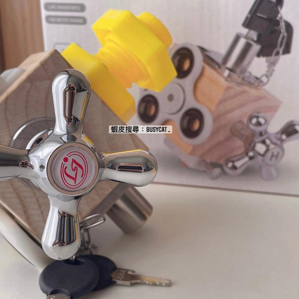 ✨台灣現貨✨ 寶寶忙碌塊 開關解鎖忙碌塊 嬰兒童益智趣味忙碌盒 蒙氏幼兒教育 多功能學習實木製玩具 寶寶幼兒教具 開鎖-細節圖8