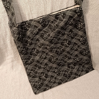 方形揹袋-線條點點