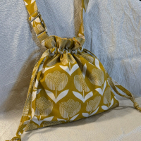 可調式斜揹束口袋-黃花