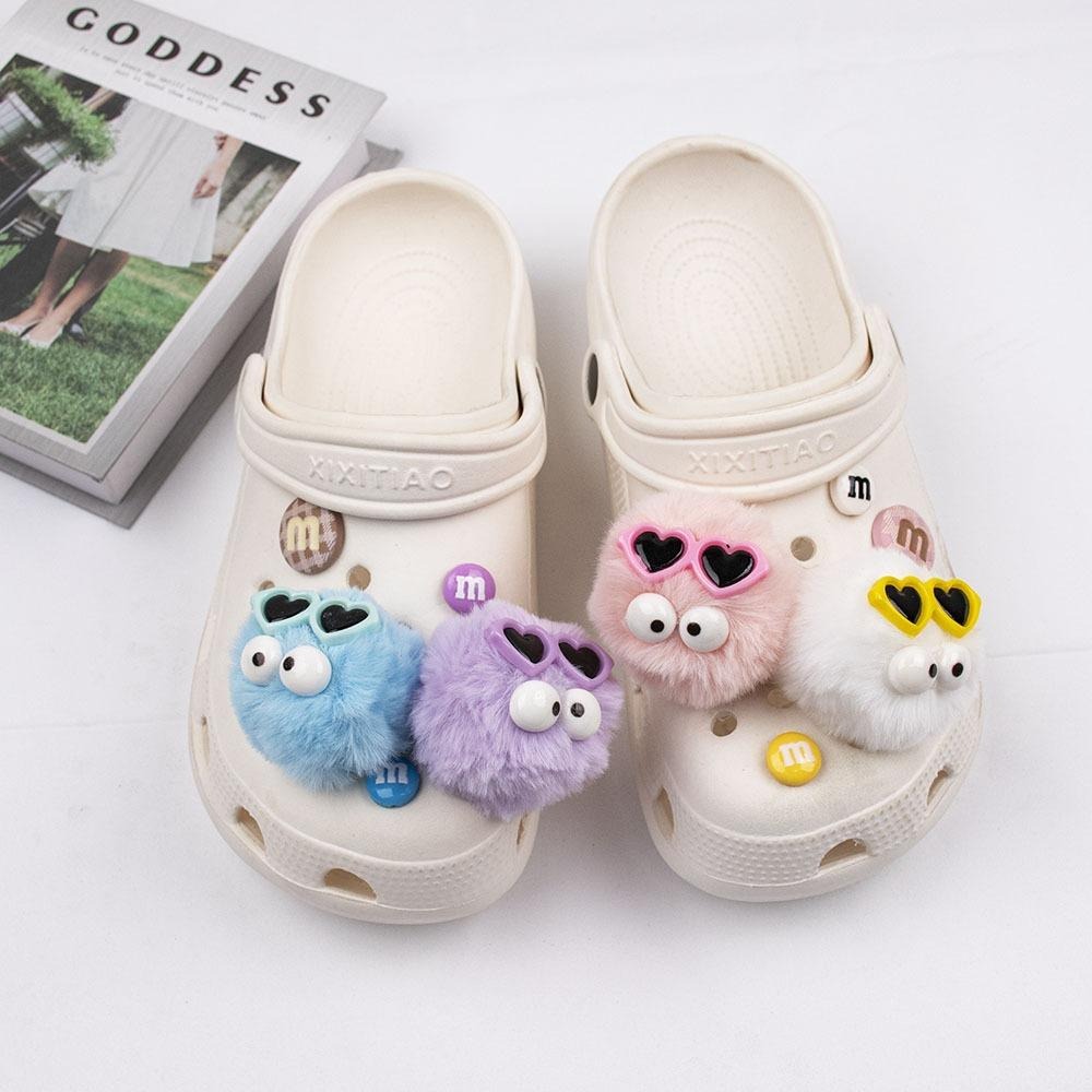 洞洞鞋扣🐶洞洞鞋配飾 DIY鞋釦 毛絨鞋扣 洞洞鞋釦花 彩色毛球 花扣 涼鞋鞋釦 洞洞鞋配件 洞洞鞋 卡通花扣 立體鞋扣-細節圖3