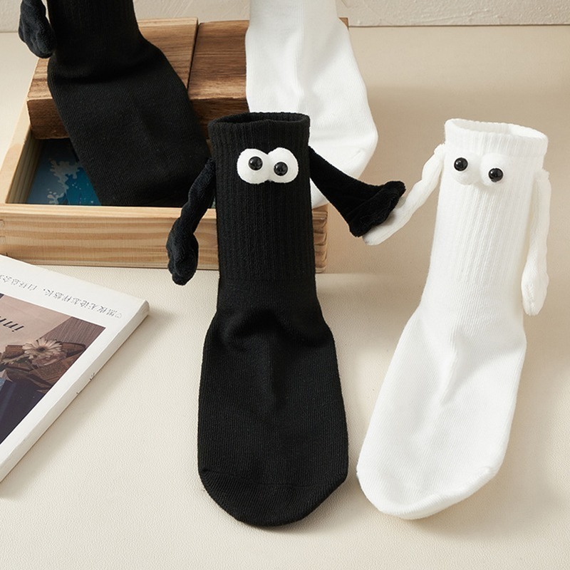 本原批發 牽手襪子 👀磁吸款👀 磁吸襪子 情侶襪子 襪子 CY130 牽腳襪 中筒襪 長襪 CY130-細節圖7