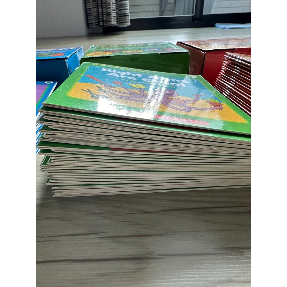 Scholastic First Little Readers  ABCDEF 全５盒 115本小書（點讀版）-細節圖7