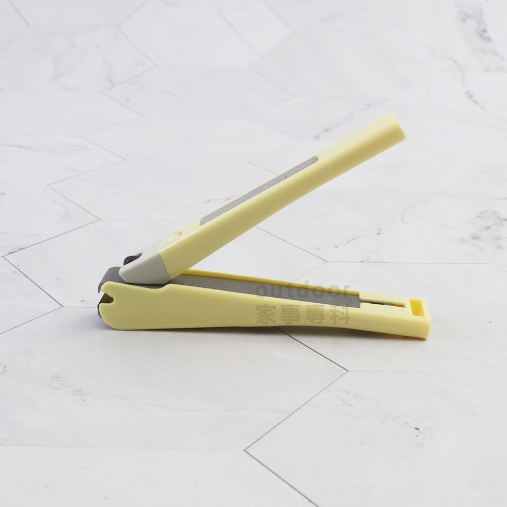 outdoor家事專科 日本製 貝印KAI 小熊維尼不銹鋼指甲剪 S號平刃/M號曲刃 附銼刀 KK-1490/91-細節圖8