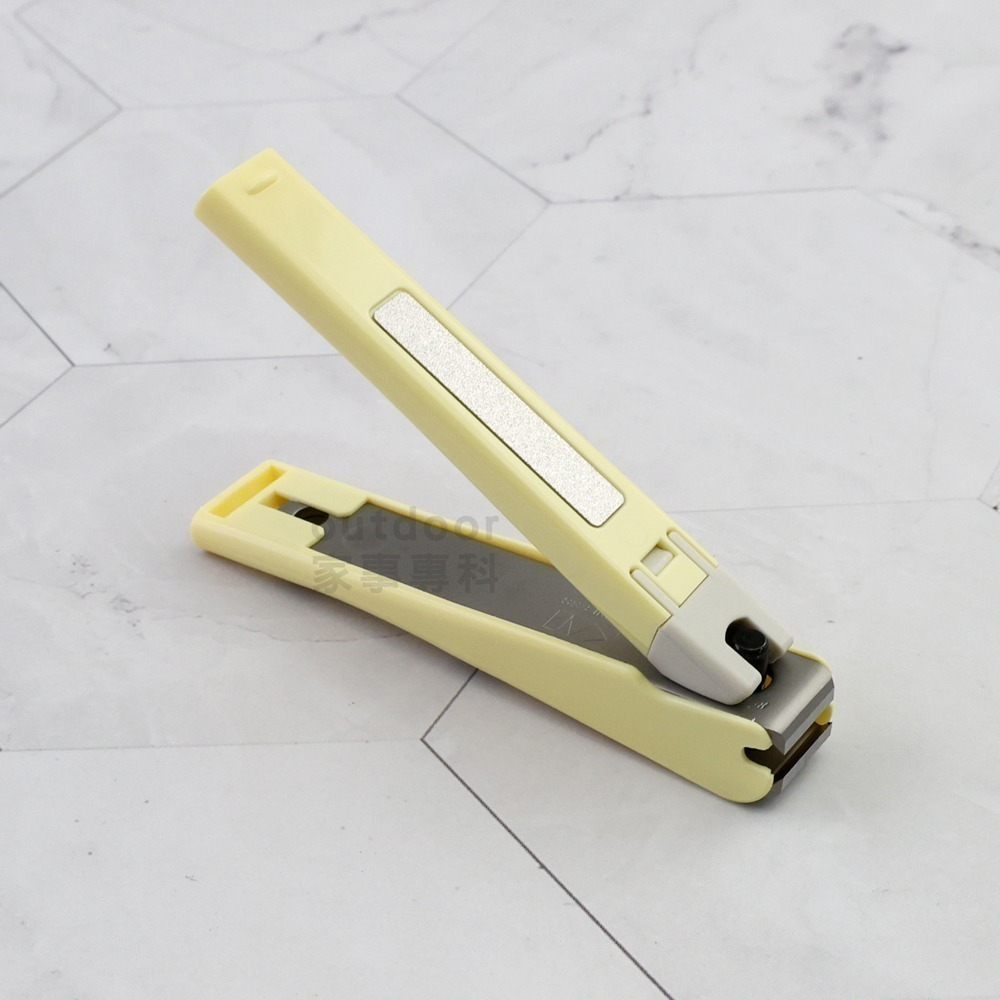 outdoor家事專科 日本製 貝印KAI 小熊維尼不銹鋼指甲剪 S號平刃/M號曲刃 附銼刀 KK-1490/91-細節圖9