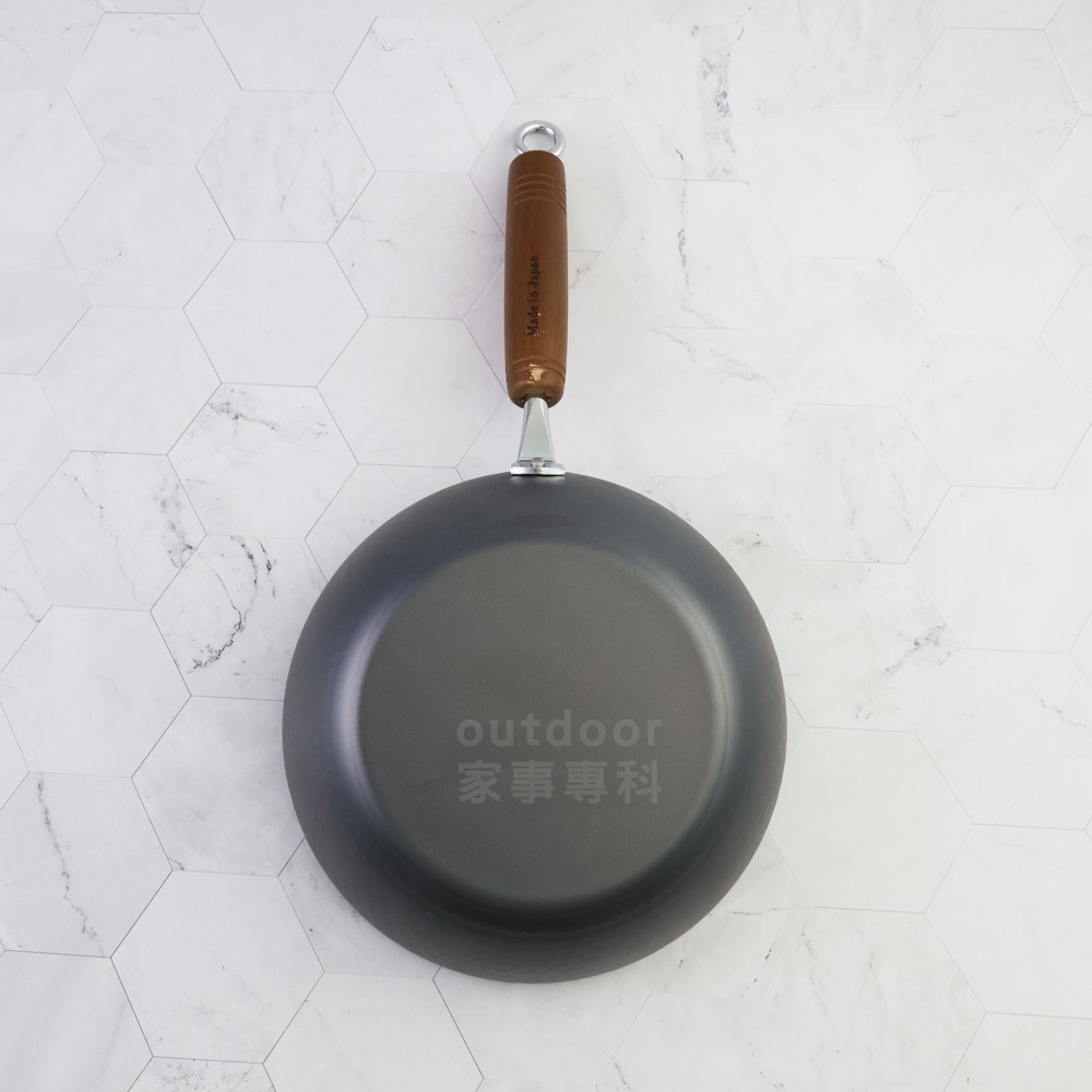 outdoor家事專科 日本製 Pearl Life 窒化鐵槌目小炒鍋 鐵鍋 20/22/24/27cm 平底深炒鍋-細節圖3