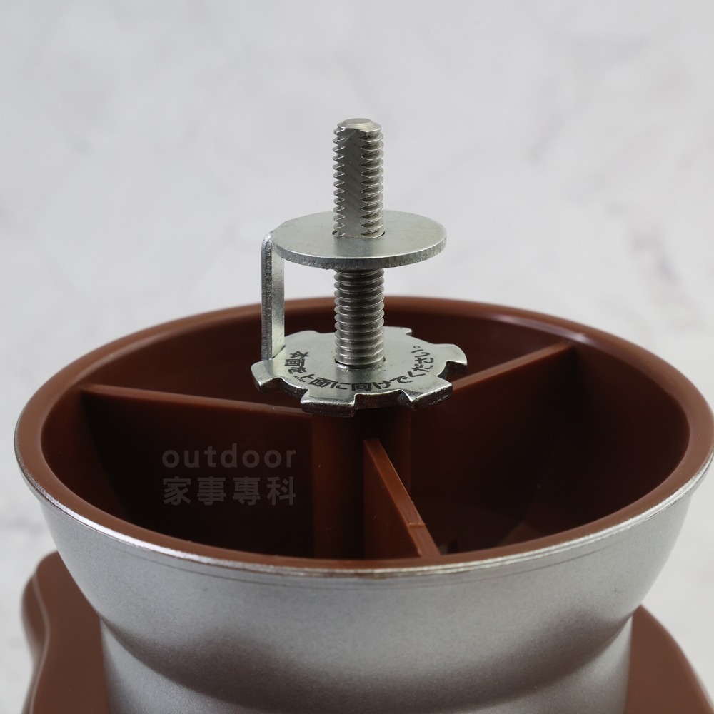 outdoor家事專科 日本Nichoice 手搖式陶瓷磨豆器 手動式 仿木質 陶瓷磨刀 中/深焙豆研磨 CBM-934-細節圖7