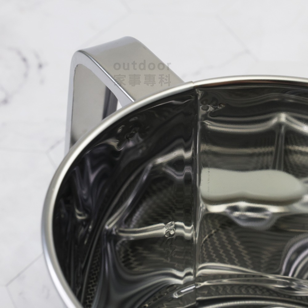 outdoor家事專科 日本製 貝印KAI 不銹鋼手壓式麵粉篩杯 10cm 手搖麵粉篩 粉篩 麵粉 按壓 DL-6262-細節圖8