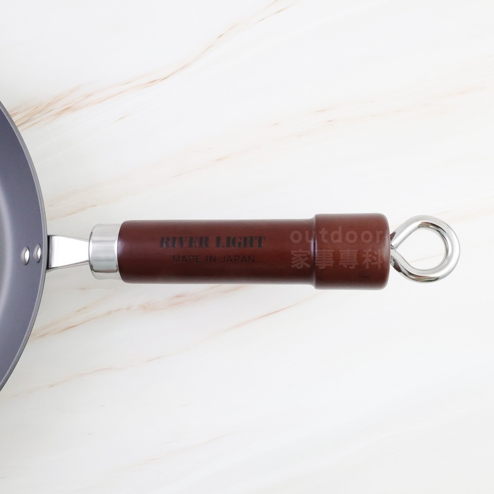 outdoor家事專科 日本製 KIWAME 厚板極鐵平底煎鍋 26CM 深色手把 鐵鍋 RT-3026-細節圖6