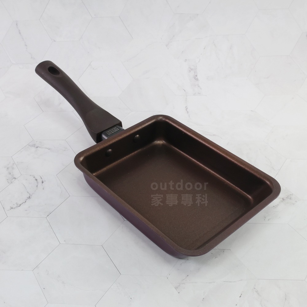 outdoor家事專科 日本和平FREIZ 深形不沾玉子燒鍋13x18cm 直火/IH爐 暗紫色 內咖啡 RB-1539-細節圖2