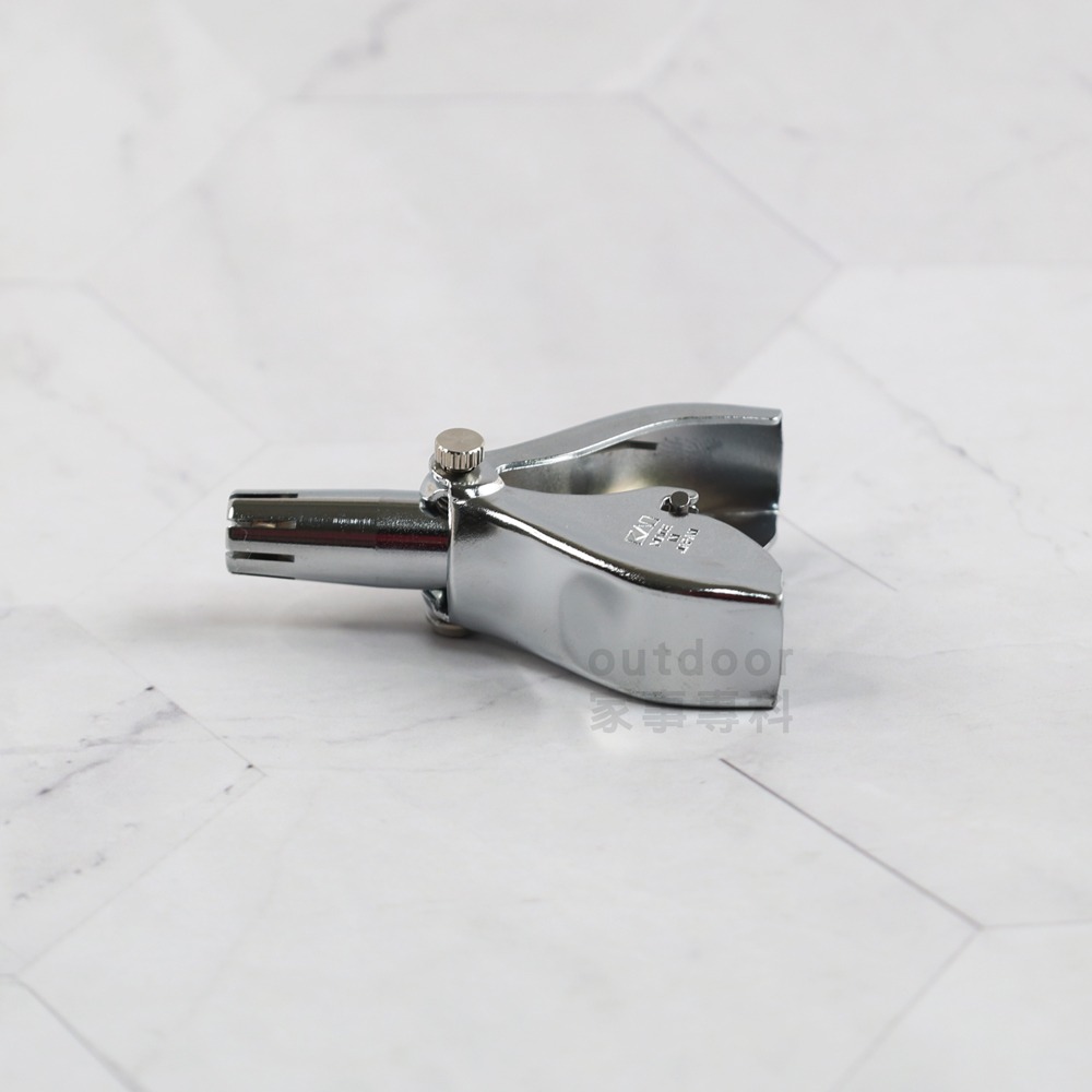 outdoor家事專科 日本製 貝印KAI 關孫六 手動旋轉鼻毛剪 迴轉式 修鼻毛 鼻毛修剪器 附清潔刷-細節圖4