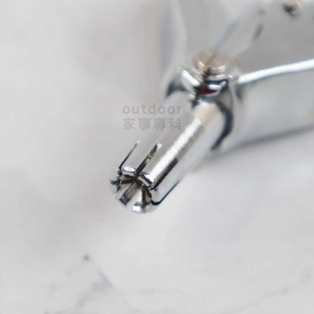 outdoor家事專科 日本製 貝印KAI 關孫六 手動旋轉鼻毛剪 迴轉式 修鼻毛 鼻毛修剪器 附清潔刷-細節圖7