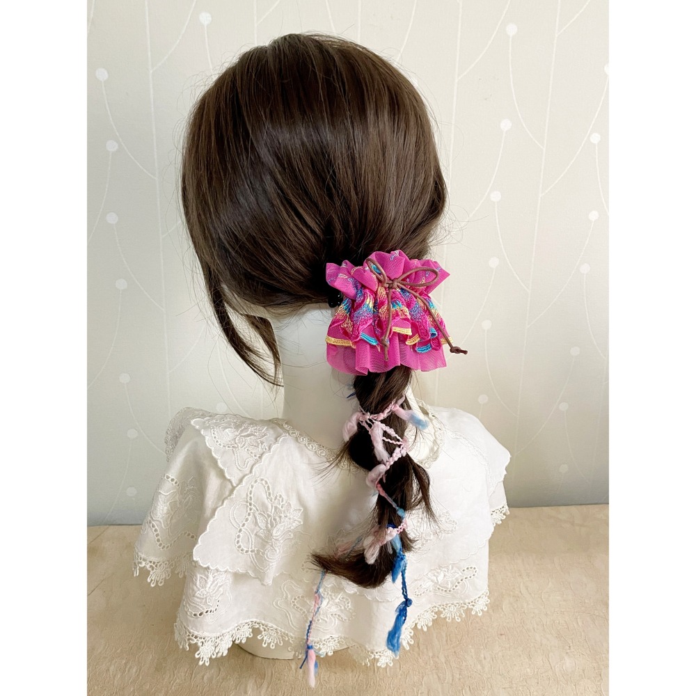 刺繡蕾絲皺褶髮夾/ 馬尾夾 編織髮插 馬尾插 髮叉 髮梳 邊夾 髮飾 壓夾 瀏海夾 彈簧夾 法國夾 法式夾 自動夾-細節圖3