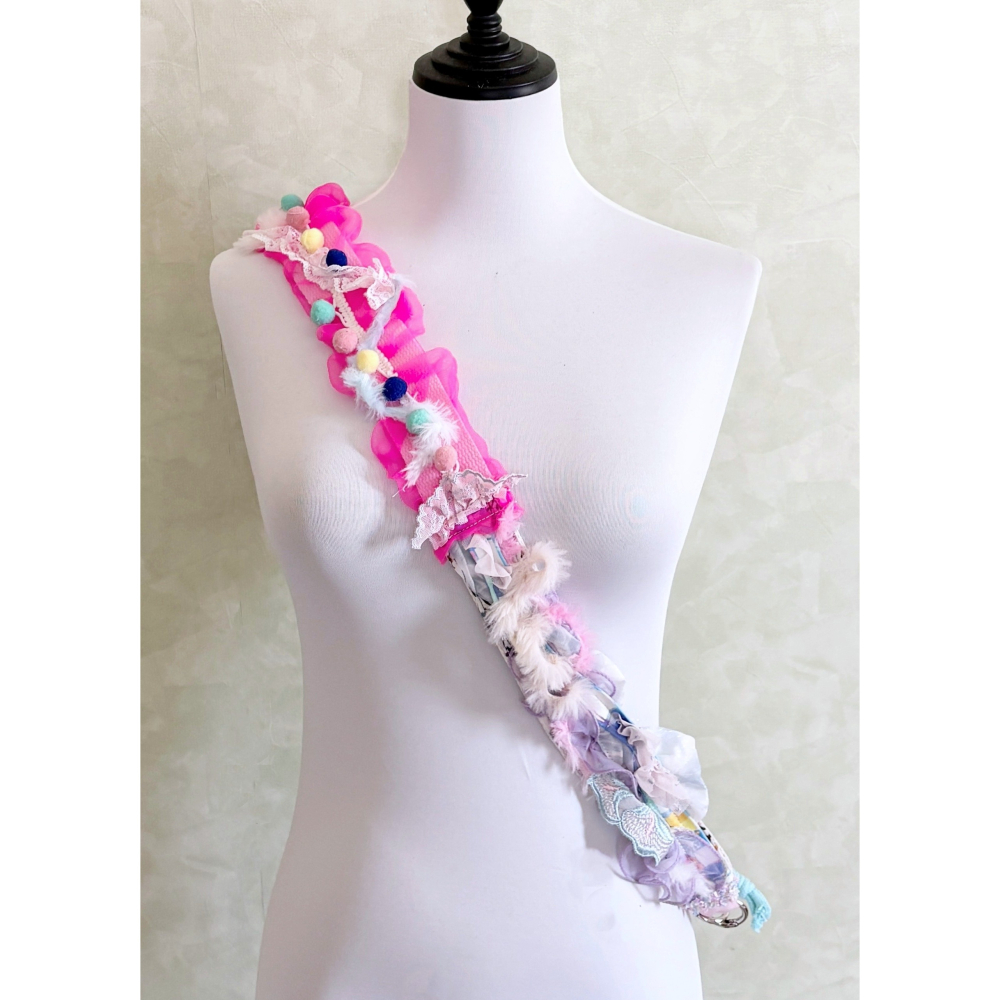 ＊哈娜髮飾＊手機掛繩 編織帶 吊飾 包包背帶 可調式 長短 肩背 斜背包袋 手機墊片夾片 掛繩 吊飾 手機繩 背繩側背-細節圖4