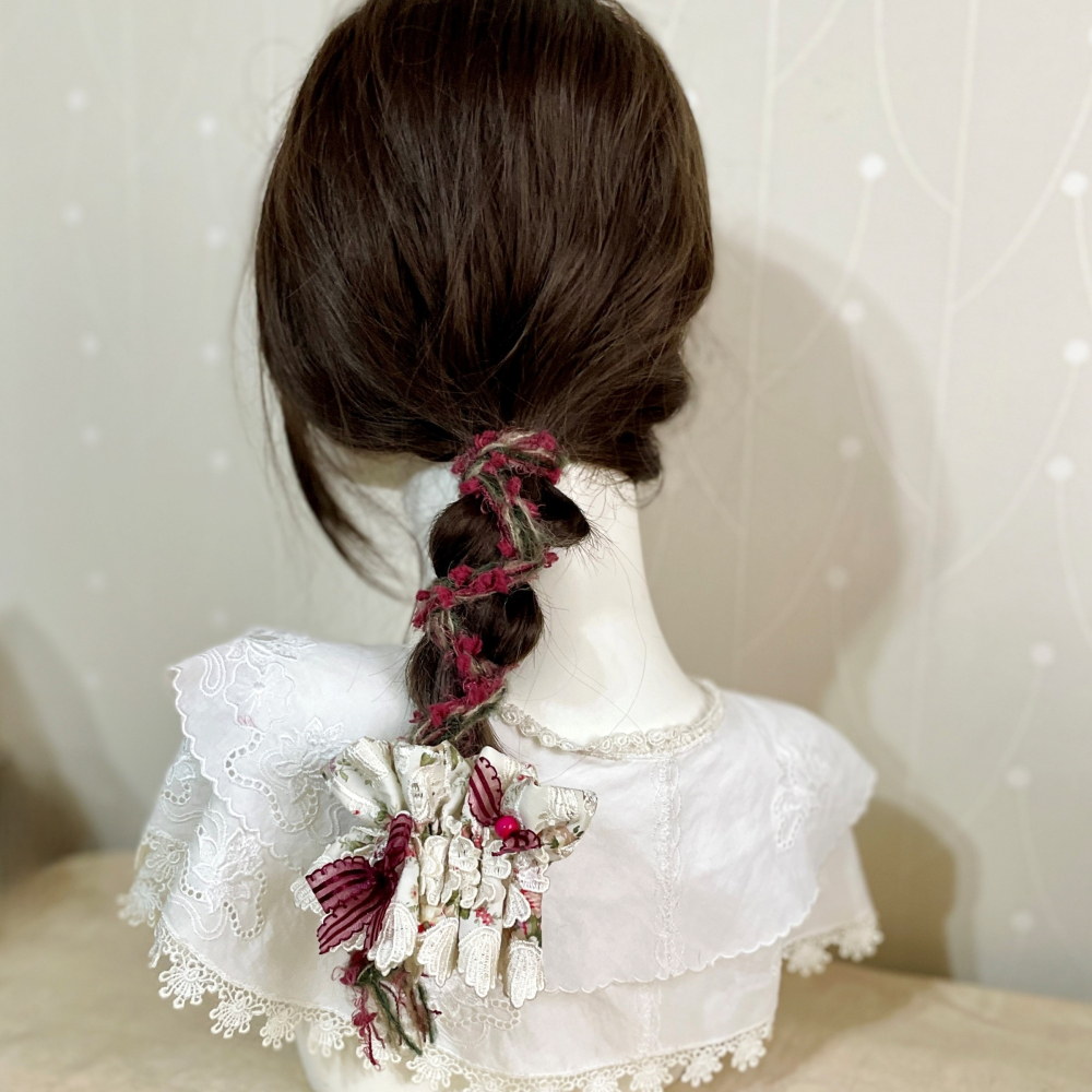 刺繡蕾絲皺褶髮夾/ 馬尾夾 編織髮插 馬尾插 髮叉 髮梳 邊夾 髮飾 壓夾 瀏海夾 彈簧夾 法國夾 法式夾 自動夾-細節圖5