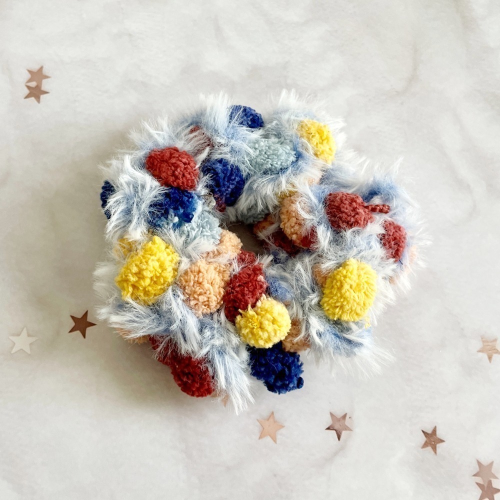 ＊哈娜髮飾＊手工編織大腸圈~毛線髮圈 甜甜圈髮束 髮繩 髮飾 頭飾 禮物 生日大腸髮圈 客製 訂製-細節圖9