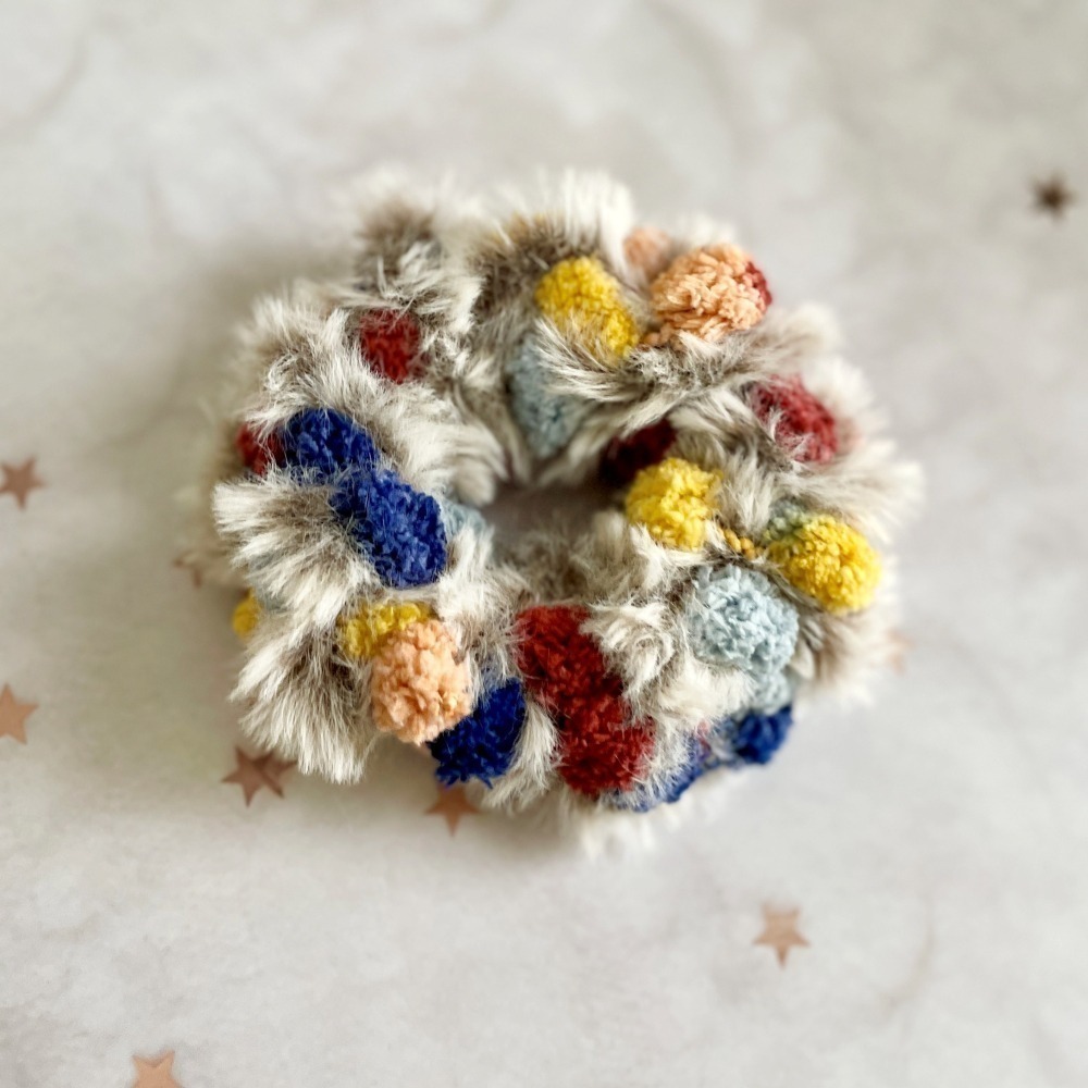 ＊哈娜髮飾＊手工編織大腸圈~毛線髮圈 甜甜圈髮束 髮繩 髮飾 頭飾 禮物 生日大腸髮圈 客製 訂製-細節圖5
