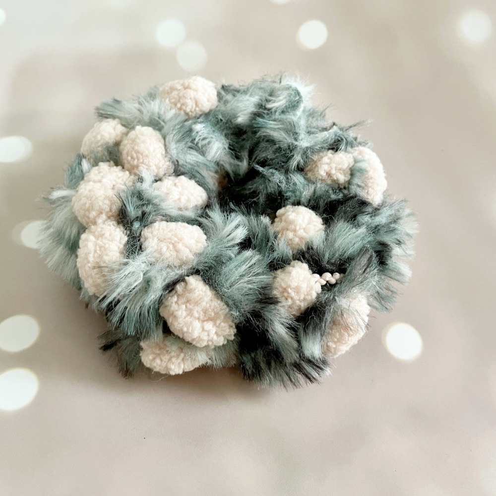 ＊哈娜髮飾＊手工編織大腸圈~毛線髮圈 甜甜圈髮束 髮繩 髮飾 頭飾 禮物 生日大腸髮圈 客製 訂製-規格圖10