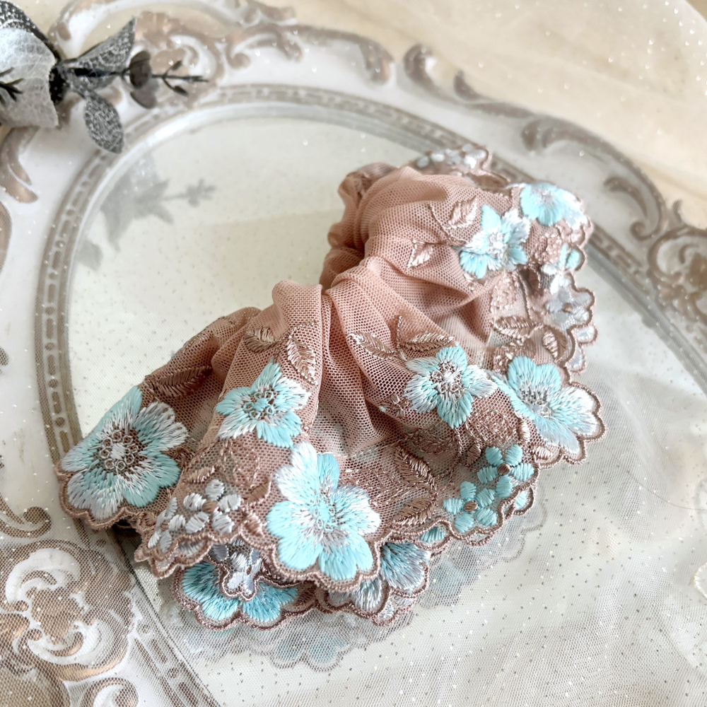 ＊哈娜髮飾＊法式刺繡蕾絲大腸圈/ 髮圈 大腸髮圈 髮束 髮繩 髮飾 頭飾 禮物-細節圖3