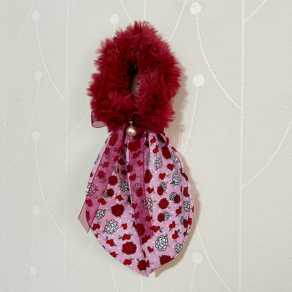 ＊哈娜髮飾＊手工絲巾式蝴蝶結大腸圈~垂墜毛線髮圈 甜甜圈髮束 髮繩 髮飾 頭飾 禮物 生日大腸髮圈 客製 訂製-細節圖4