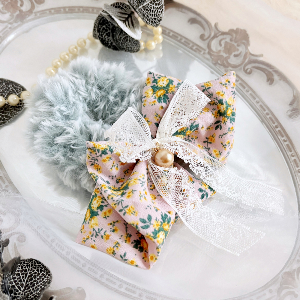 ＊哈娜髮飾＊手工絲巾式蝴蝶結大腸圈~垂墜毛線髮圈 甜甜圈髮束 髮繩 髮飾 頭飾 禮物 生日大腸髮圈 客製 訂製-細節圖2