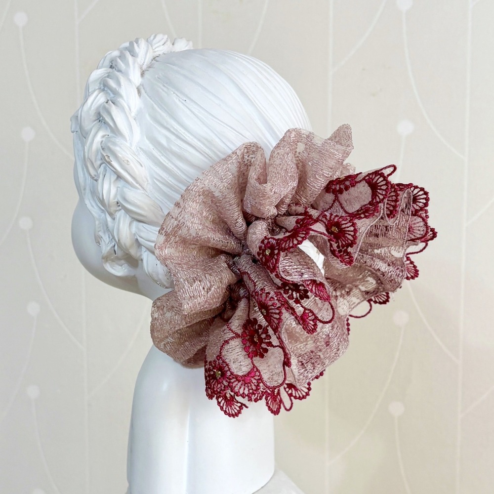 ＊哈娜髮飾＊法式刺繡蕾絲大腸圈/ 髮圈 大腸髮圈 髮束 髮繩 髮飾 頭飾 禮物-細節圖2