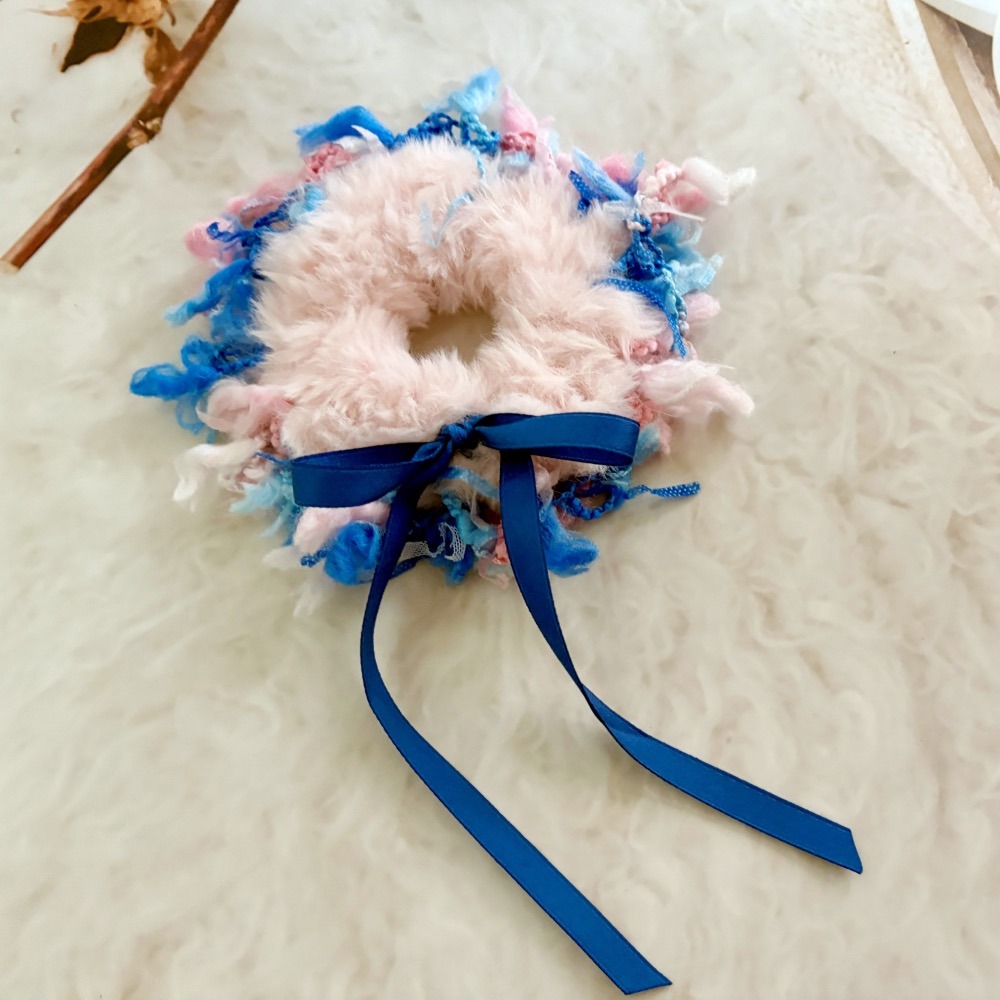 ＊哈娜髮飾＊手工編織大腸圈~滾邊蝴蝶結毛線髮圈 甜甜圈髮束 髮繩 髮飾 頭飾 禮物 生日大腸髮圈 客製 訂製-細節圖4