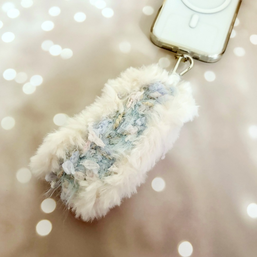 ＊哈娜髮飾＊手機掛繩~毛線編織手腕帶 吊飾 包包吊飾 鑰匙圈 吊繩 手腕繩 手機墊片夾片 掛繩 手提-細節圖3