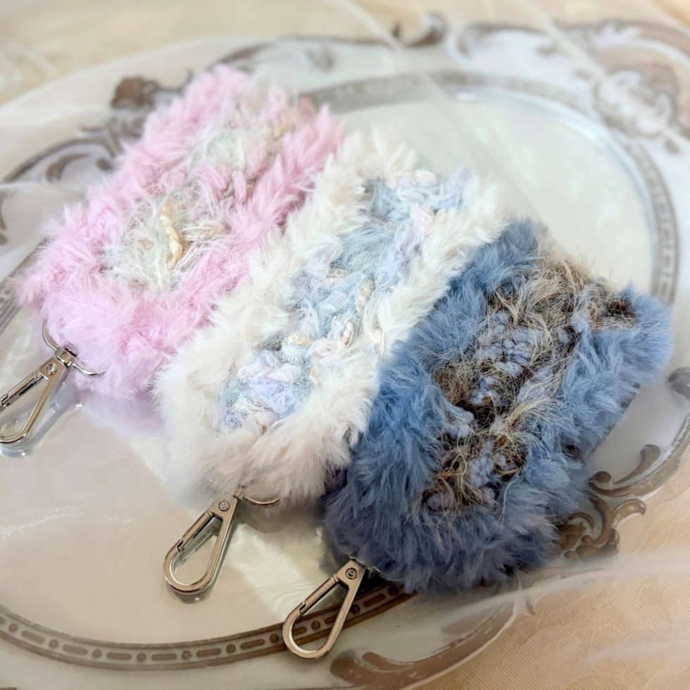 ＊哈娜髮飾＊手機掛繩~毛線編織手腕帶 吊飾 包包吊飾 鑰匙圈 吊繩 手腕繩 手機墊片夾片 掛繩 手提-細節圖5