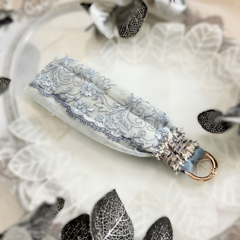 手機掛繩/ 復古蕾絲手機手腕帶 刺繡掛繩 手機背帶 手腕繩 手機繩 背繩 吊飾 票卡吊帶 掛繩-規格圖7