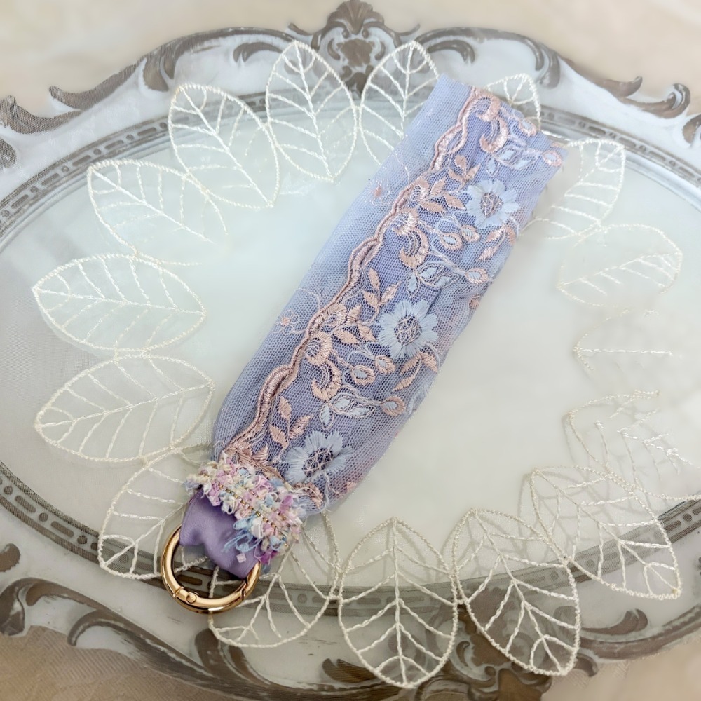 手機掛繩/ 復古蕾絲手機手腕帶 刺繡掛繩 手機背帶 手腕繩 手機繩 背繩 吊飾 票卡吊帶 掛繩-規格圖7