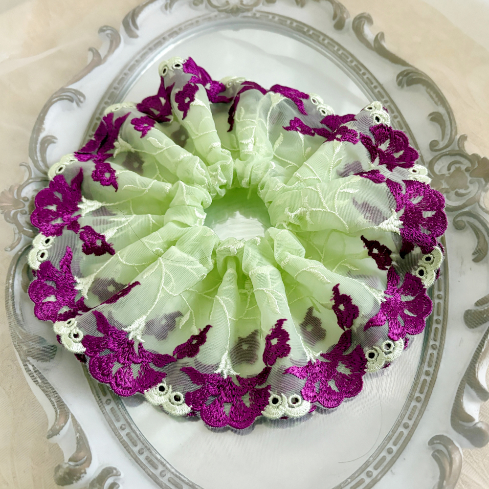 ＊哈娜髮飾＊法式刺繡蕾絲大腸圈/ 髮圈 大腸髮圈 髮束 髮繩 髮飾 頭飾 禮物-細節圖2