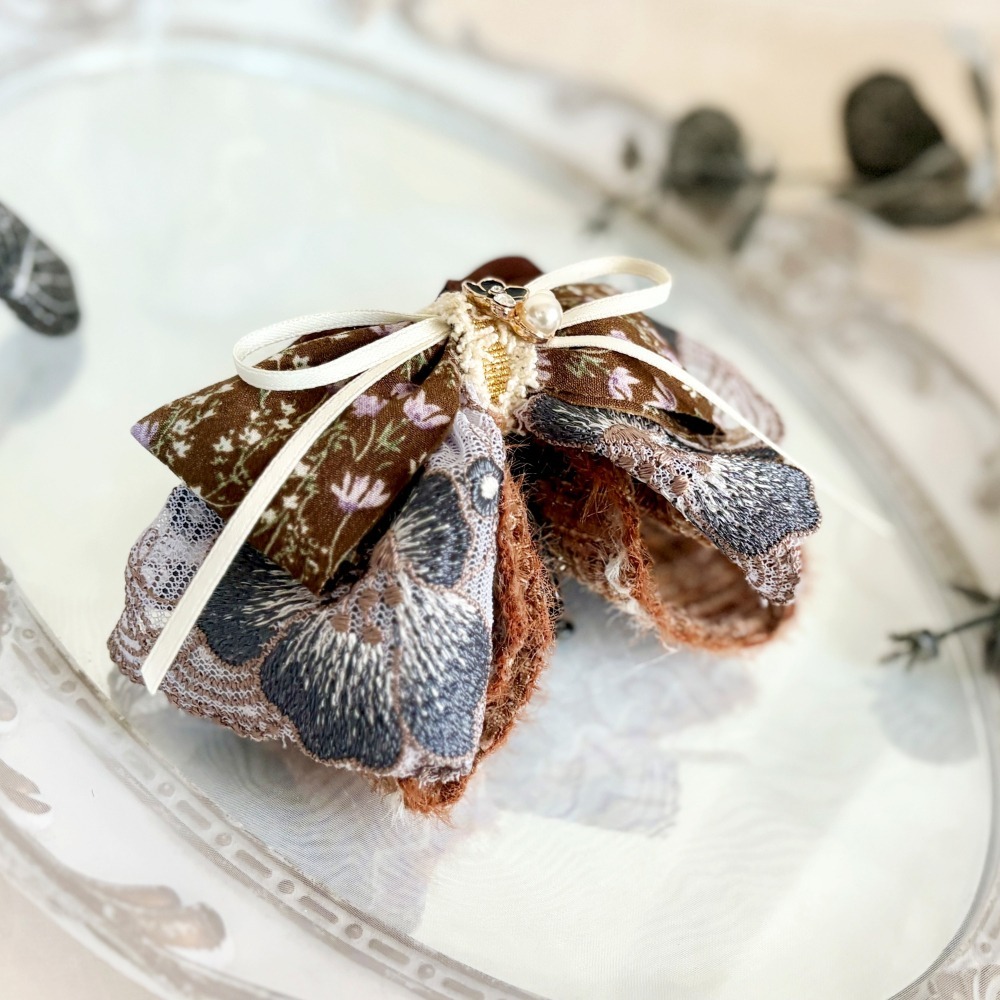 ＊哈娜髮飾＊可愛裙襬蝴蝶結髮夾/ 瀏海夾 馬尾夾 自動夾 邊夾 壓夾 鴨嘴夾 H夾 髮叉 髮梳 彈簧夾 法國夾 鯊魚夾-細節圖4