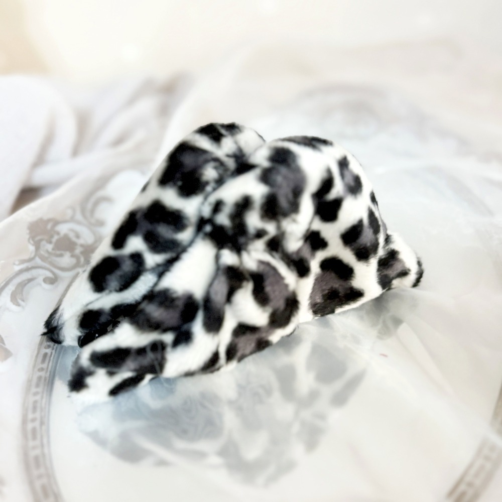 ＊哈娜髮飾＊毛絨豹紋三角抓夾 / 水餃大鯊魚夾 髮量多 馬尾 髮夾 包頭 公主頭 盤髮 頭飾 手工髮飾 獨家-細節圖6