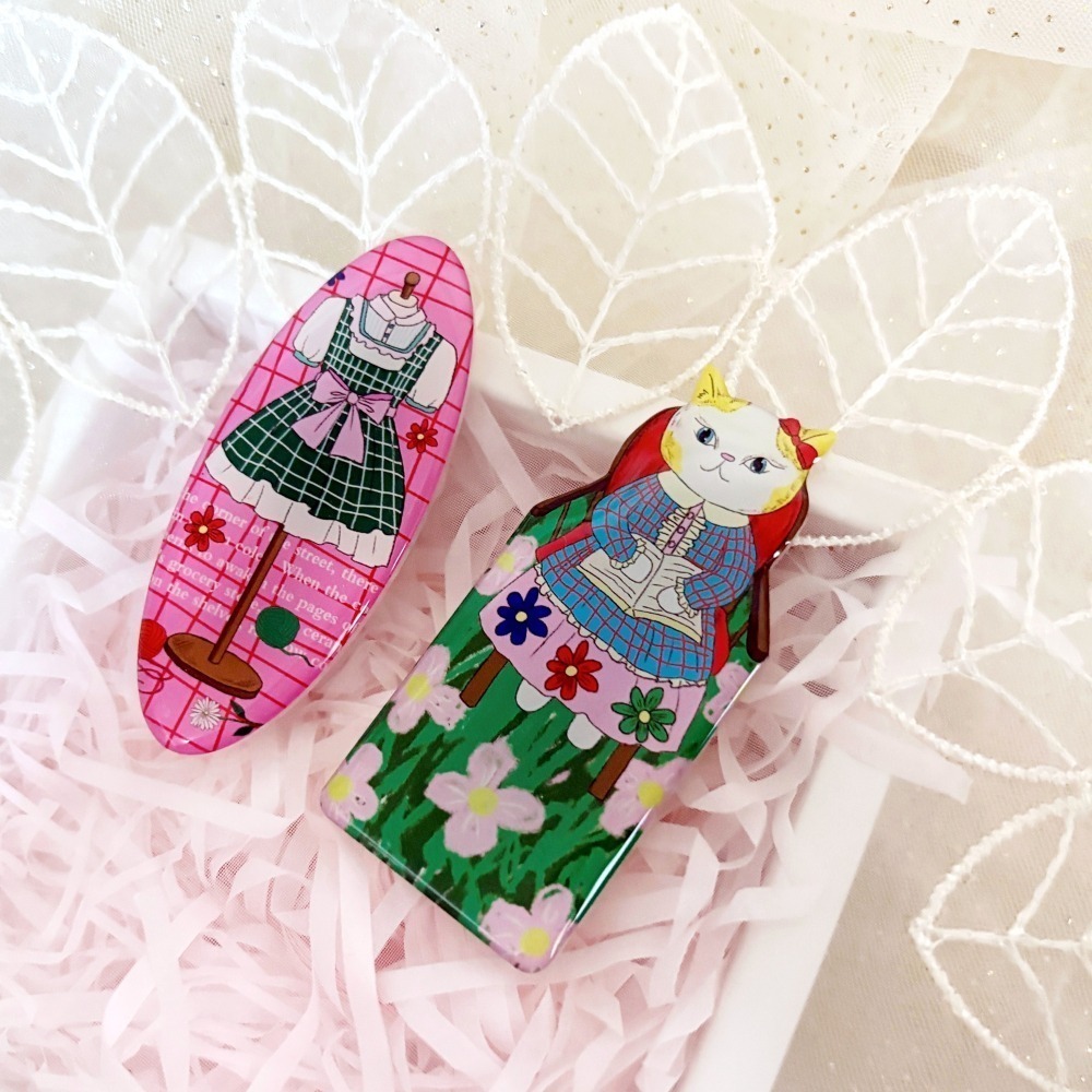 ＊哈娜髮飾＊獨家插畫髮夾 / 貓咪裁縫師 瀏海夾 滴膠壓克力壓夾 H夾 鴨夾 頭飾 髮飾 壓克力 童話風-細節圖4