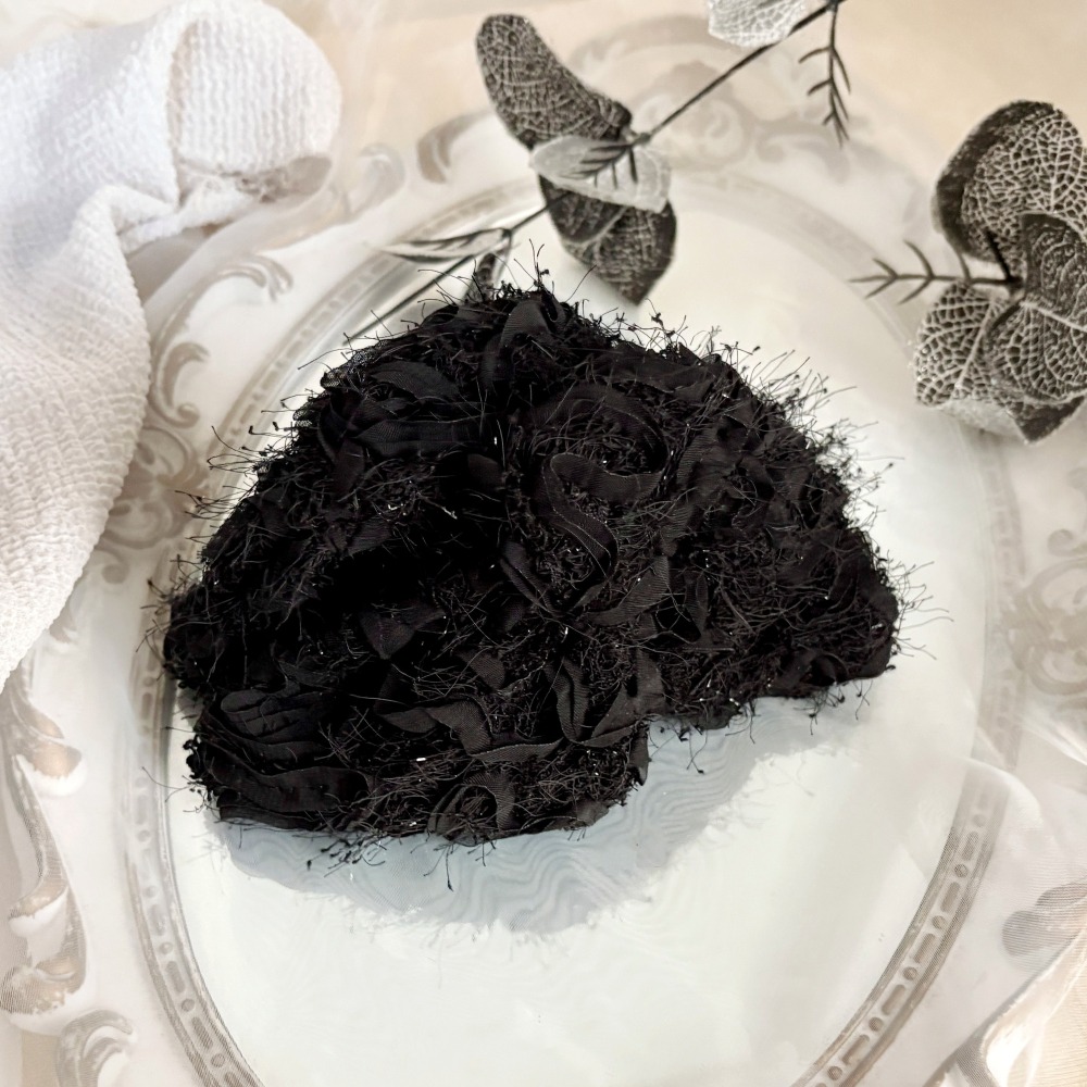 ＊哈娜髮飾＊三角抓夾 /水餃超大鯊魚夾 黑色小香 髮量多 馬尾 髮夾 包頭 公主頭 盤髮 頭飾 手工髮飾 獨家-細節圖5