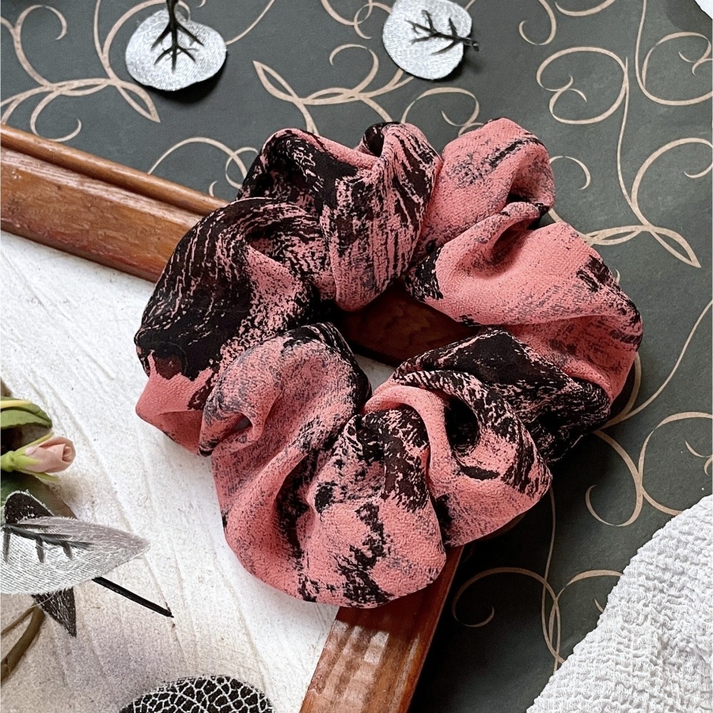 布藝大腸圈/ 雪紡 髮圈 大腸髮圈 髮束 髮繩 髮飾 頭飾 禮物 髮量多 髮量少-細節圖2