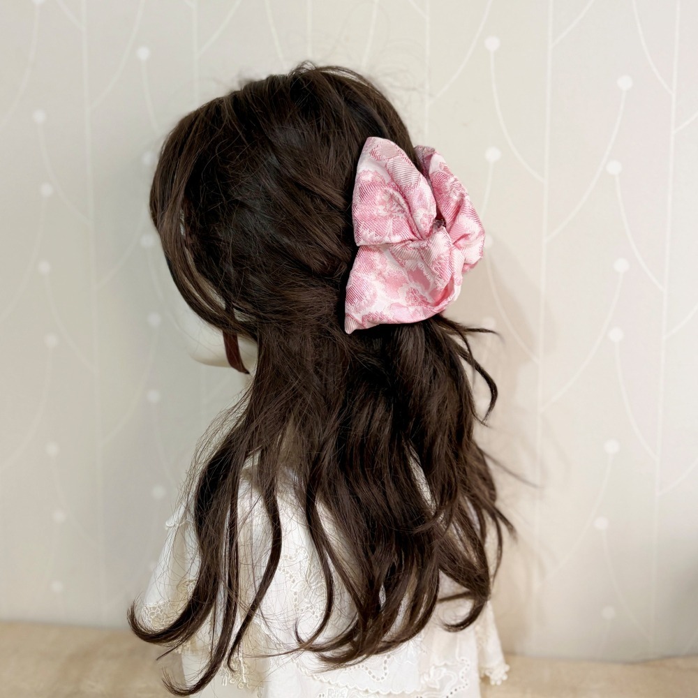 ＊哈娜髮飾＊三角抓夾 / 立體緹花工緞 藝水餃大鯊魚夾 髮量多 馬尾 髮夾 包頭 公主頭 盤髮 頭飾 手工髮飾 獨家-細節圖3