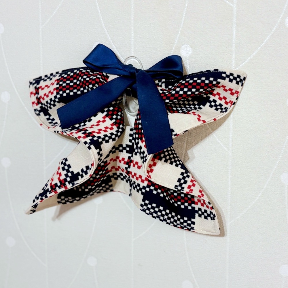 ＊哈娜髮飾＊方形大腸圈/ 髮圈 格紋 腸圈 方型 方巾 大腸髮圈 髮束 髮繩 髮飾 頭飾 禮物-細節圖2