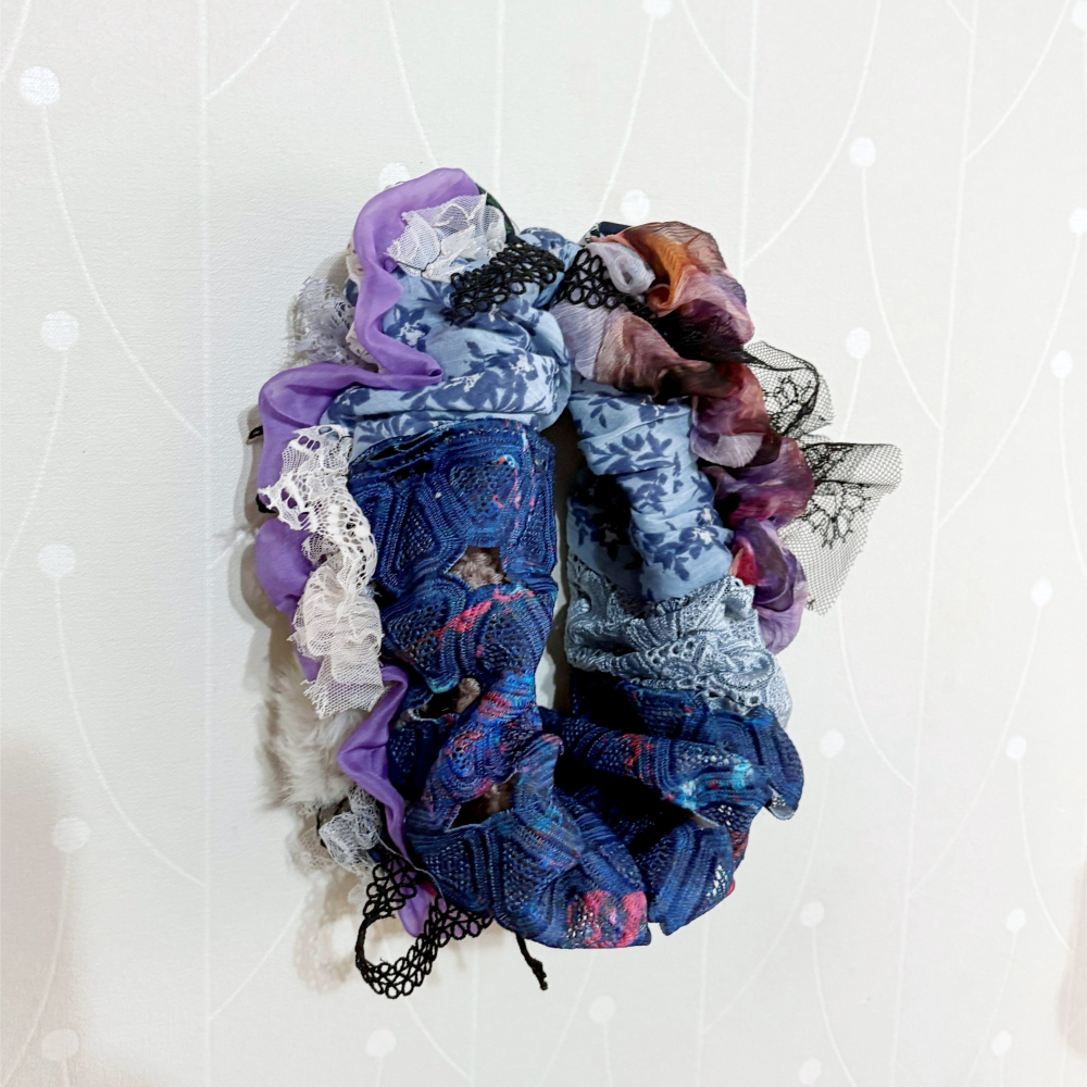 ＊哈娜髮飾＊彈性髮帶~米黃灰 編織寬髮帶 寬版頭帶 髮箍 頭戴毛線 日系 寬邊頭 巾 圍脖 髮飾 頭飾 領巾-細節圖3