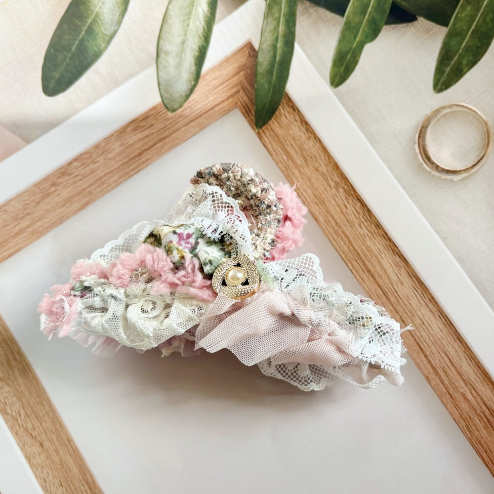 ＊哈娜髮飾＊手工紗線髮夾/毛線鯊魚夾 超大抓夾 髮量多 髮飾 飾品 新娘頭飾 盤髮 丸子頭 包頭 禮物 生日-細節圖4