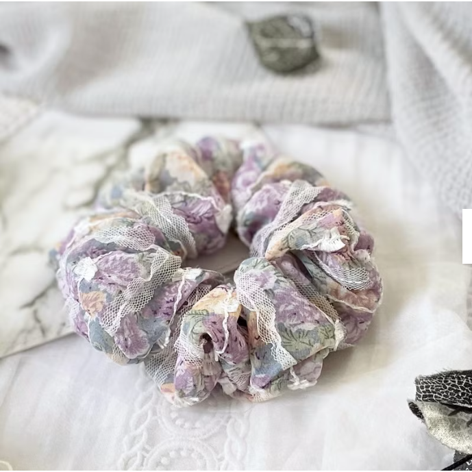 ＊哈娜髮飾＊布藝大腸圈 刺繡雪紡 髮圈 大腸髮圈 髮束 髮繩 髮飾 頭飾 禮物 髮量多 髮量少-細節圖5