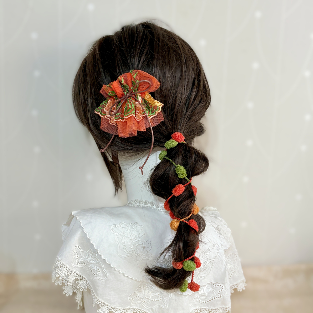 刺繡蕾絲皺褶髮夾/ 馬尾夾 編織髮插 馬尾插 髮叉 髮梳 邊夾 髮飾 壓夾 瀏海夾 彈簧夾 法國夾 法式夾 自動夾-細節圖3