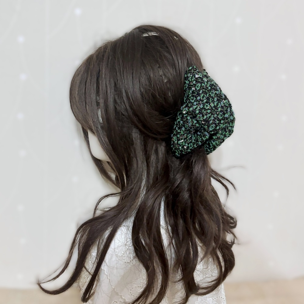 ＊哈娜髮飾＊三角抓夾 /水餃超大鯊魚夾 小香綠亮片 髮量多 馬尾 髮夾 包頭 公主頭 盤髮 頭飾 手工髮飾 獨家-細節圖3