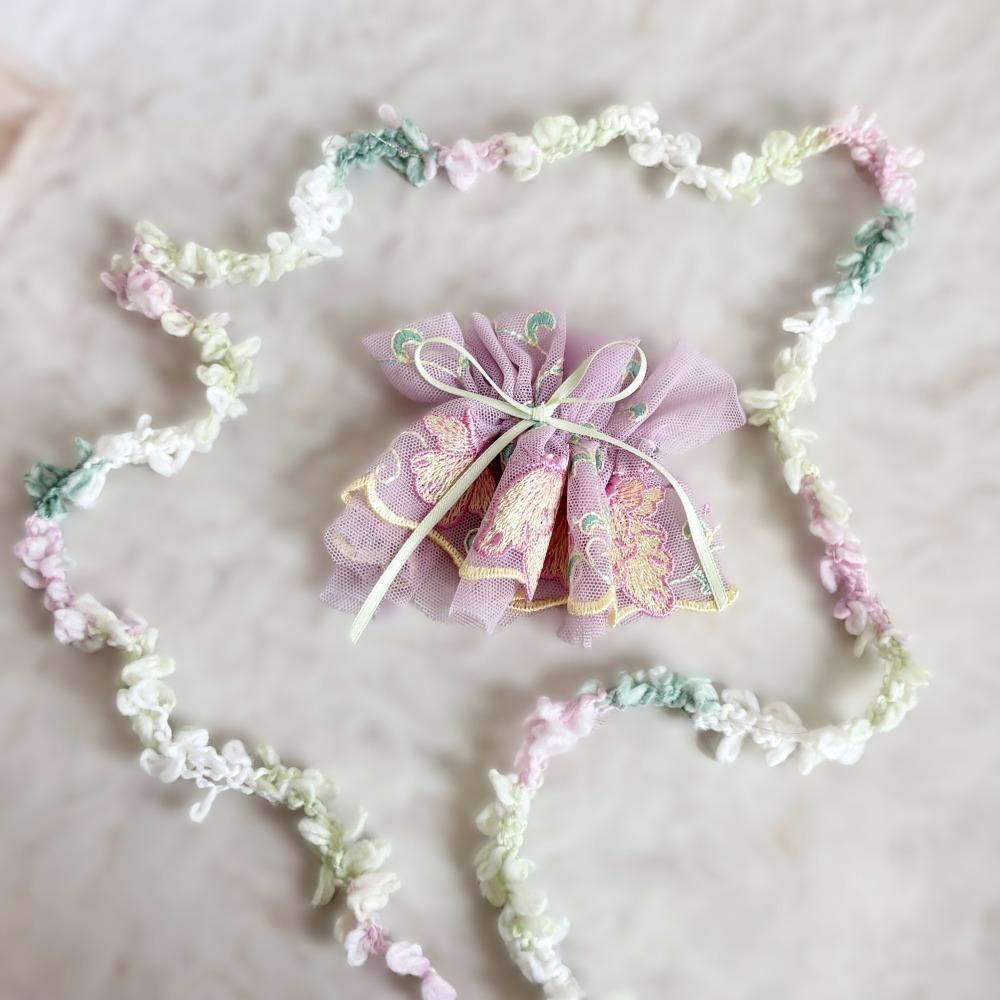 刺繡蕾絲皺褶髮夾/ 馬尾夾 編織髮插 馬尾插 髮叉 髮梳 邊夾 髮飾 壓夾 瀏海夾 彈簧夾 法國夾 法式夾 自動夾-細節圖2