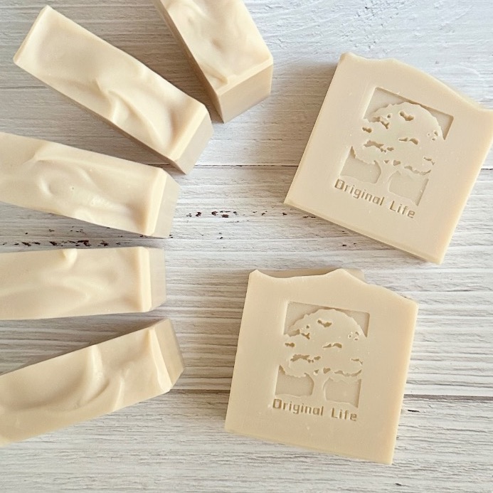 72%馬賽皂｜天然無添加 澳胡油款 薰衣草款 甜杏仁款｜經典護膚配方(乾性肌、嬰幼兒、一般膚質)-細節圖3