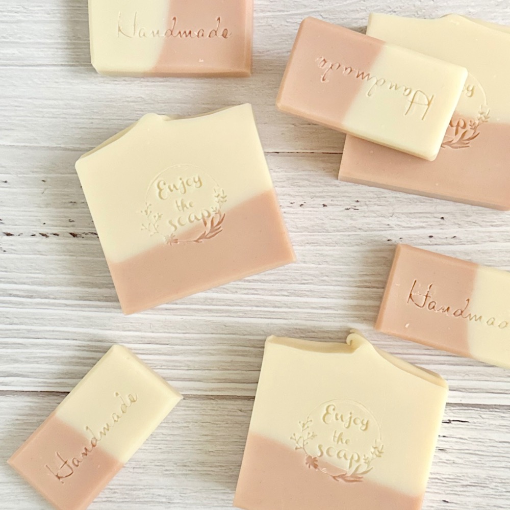 山茶花舒緩皂｜山茶花油手工皂｜溫和潔淨  抗氧化修復｜清新橙花香調 愉悅與放鬆(一般膚質皆適用)-細節圖3