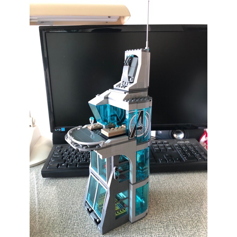 Lego 76038 漫威 復仇者聯盟 鋼鐵人 美國隊長 雷神索爾 鷹眼 黑寡婦 洛基 浩克尼克瑞福 薩諾斯 史塔克大樓-細節圖3