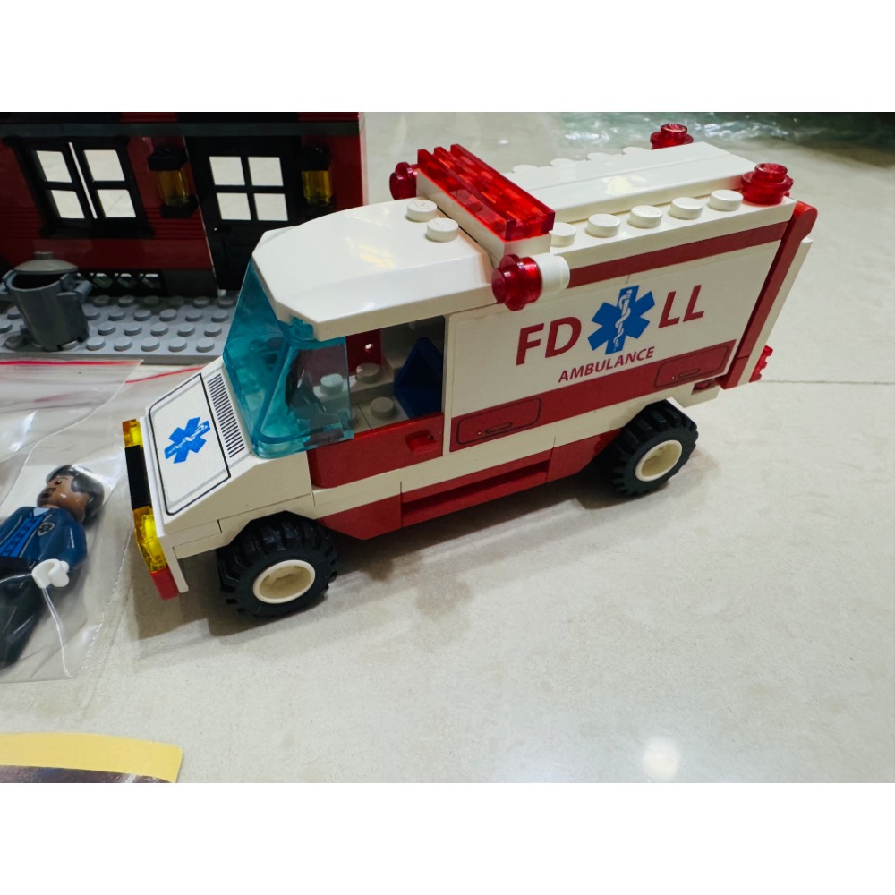 ￼Lego 樂高 4857 蜘蛛人 八抓博士融合實驗室-細節圖3