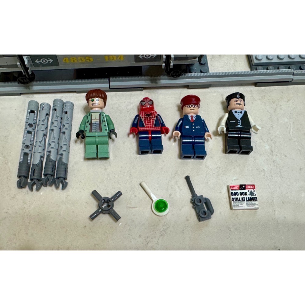 Lego 樂高 4855 蜘蛛人的列車救援 蜘蛛人-細節圖3
